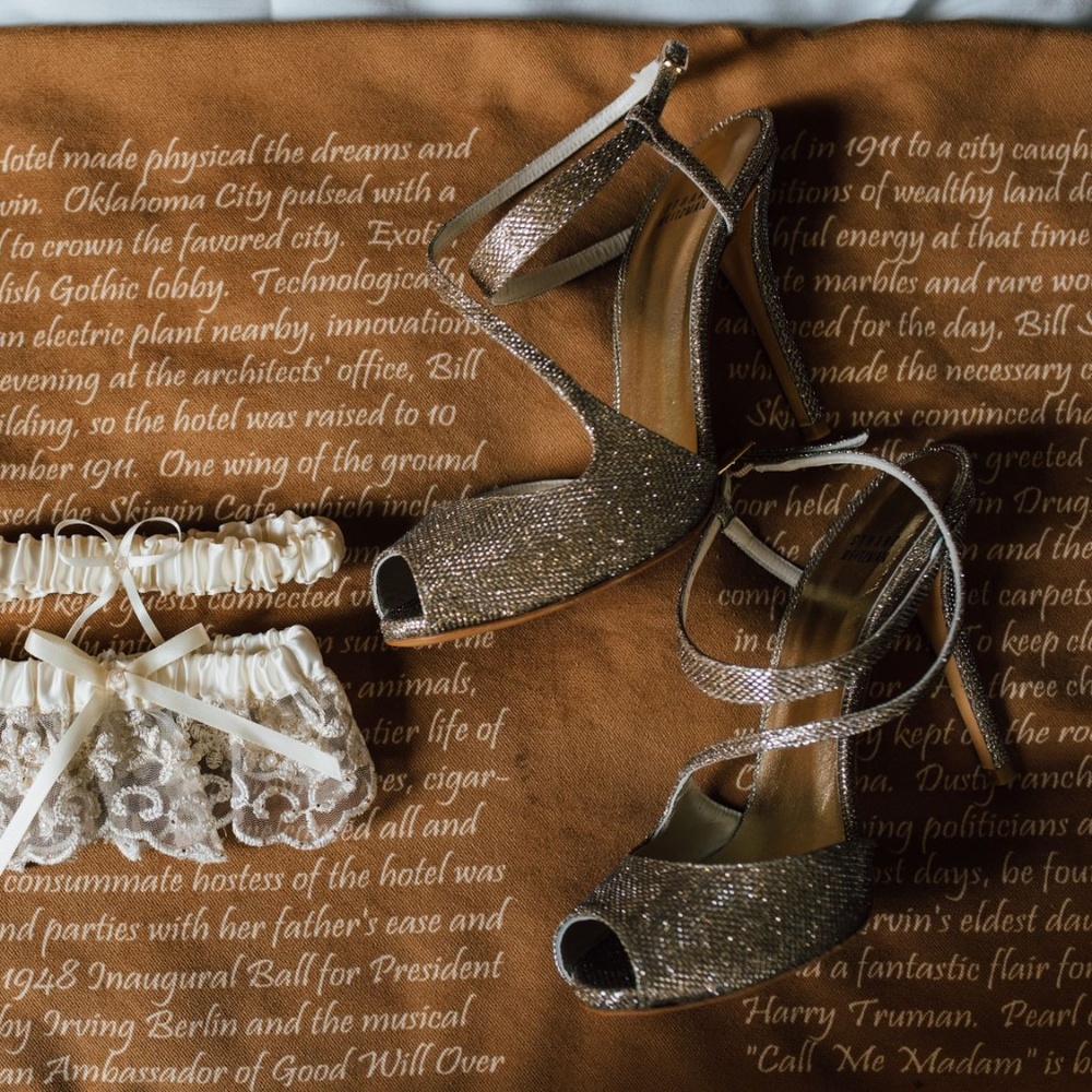 Stuart Weitzman Platinum Noir Strappy Heels (9.5)